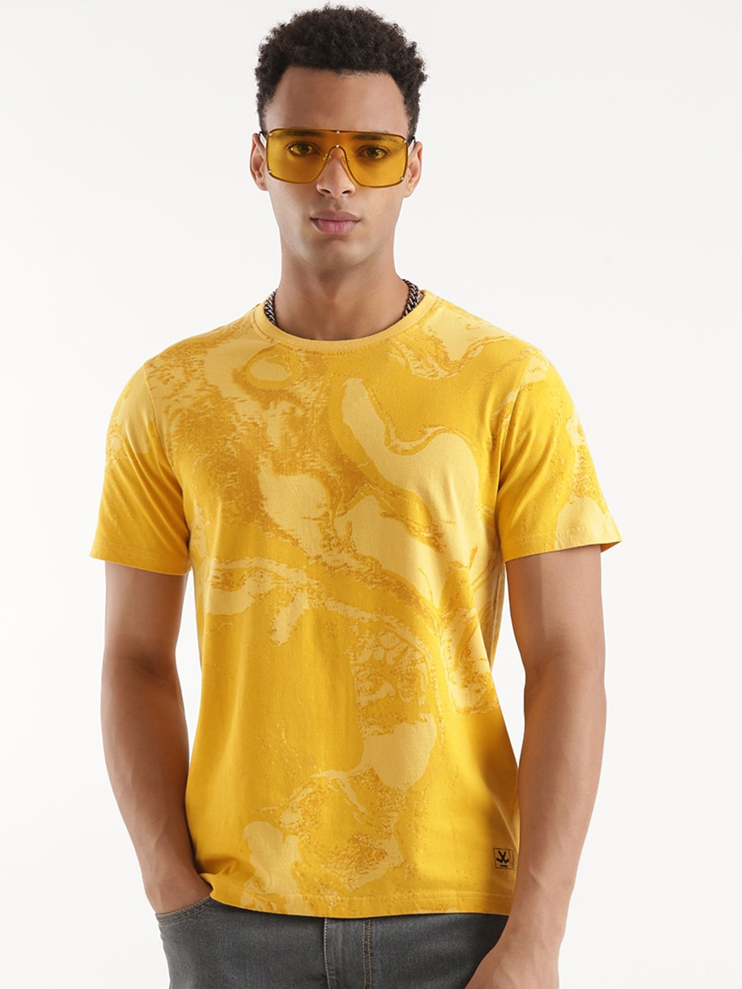 

WROGN Abstract Printed Cotton Slim Fit T-shirt, Yellow
