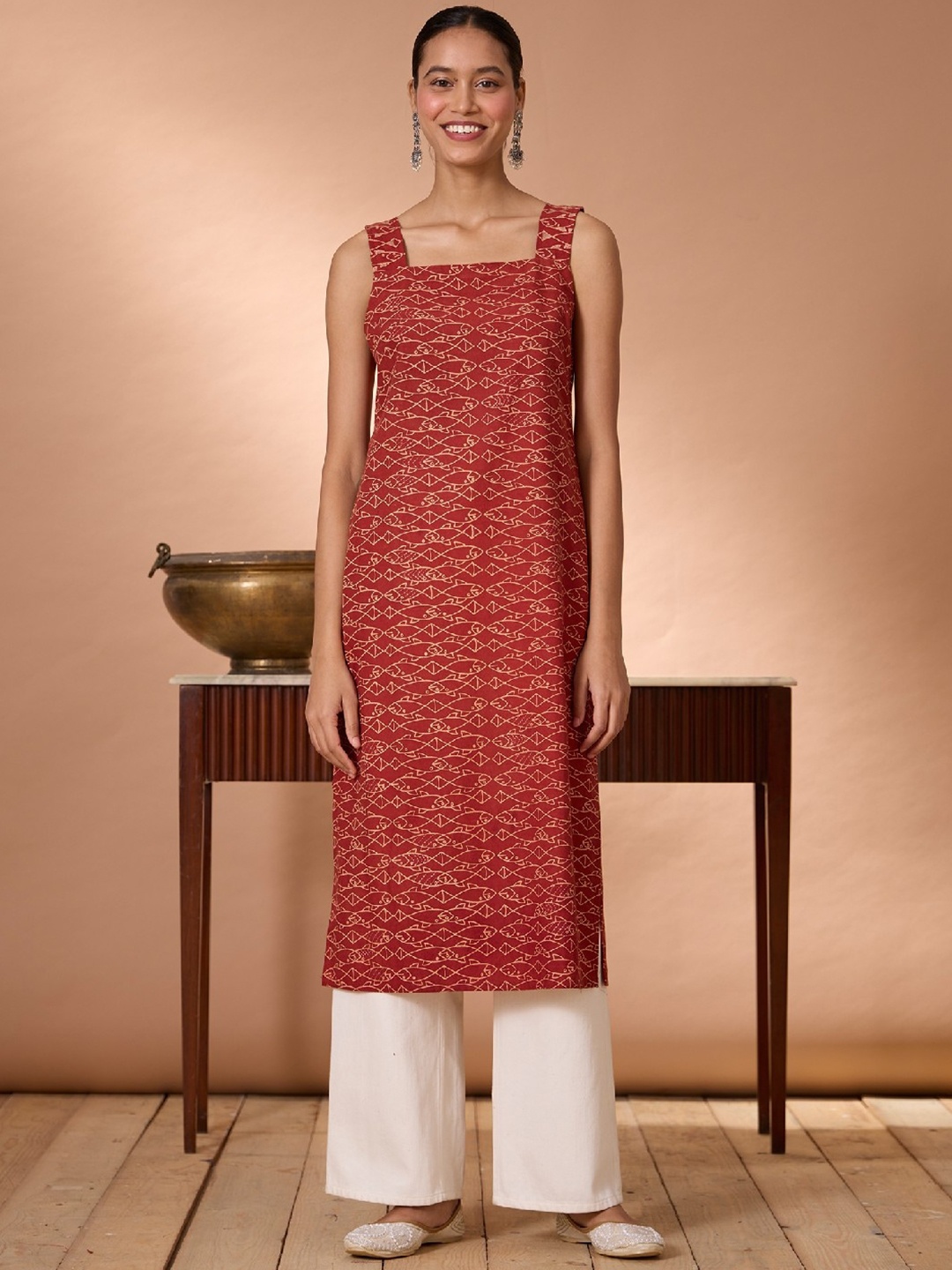 

OKHAI Conversational Block Printed Square Neck Pure Cotton Straight Kurta, Red