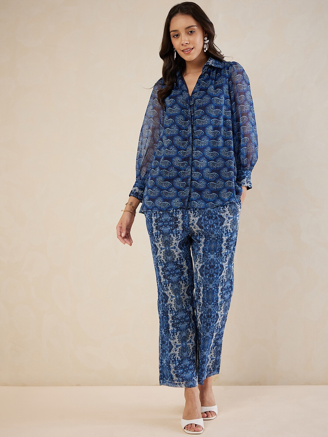 

FEMMELLA Ethnic Motif Printed Shirt With Trousers, Navy blue