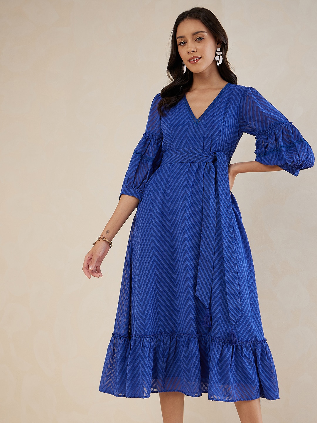 

Femella Chevron Printed Puff Sleeve A-Line Midi Dress, Blue