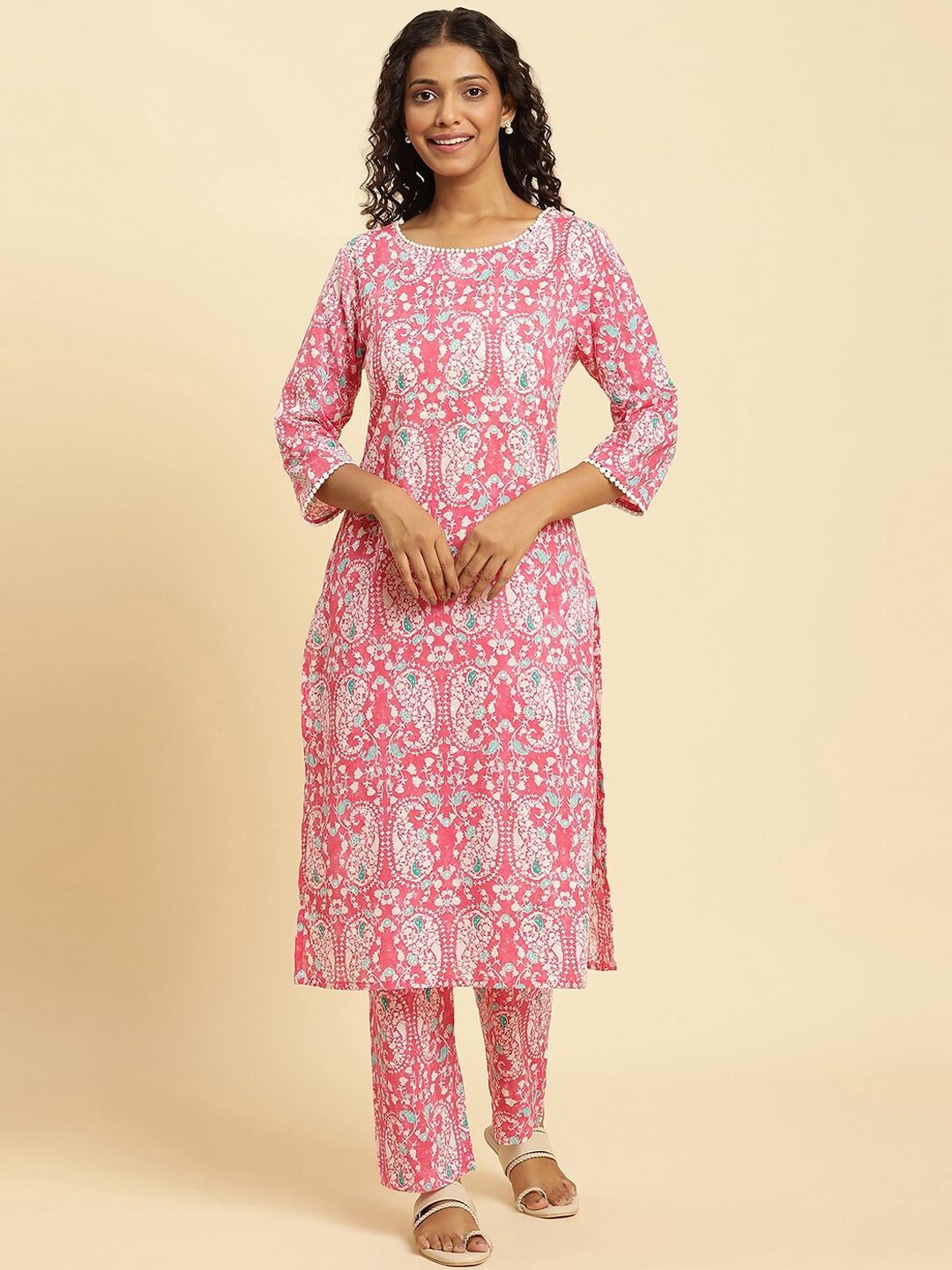 

W Paisley Printed Regular Pure Cotton Straight Kurta with Trousers, Pink