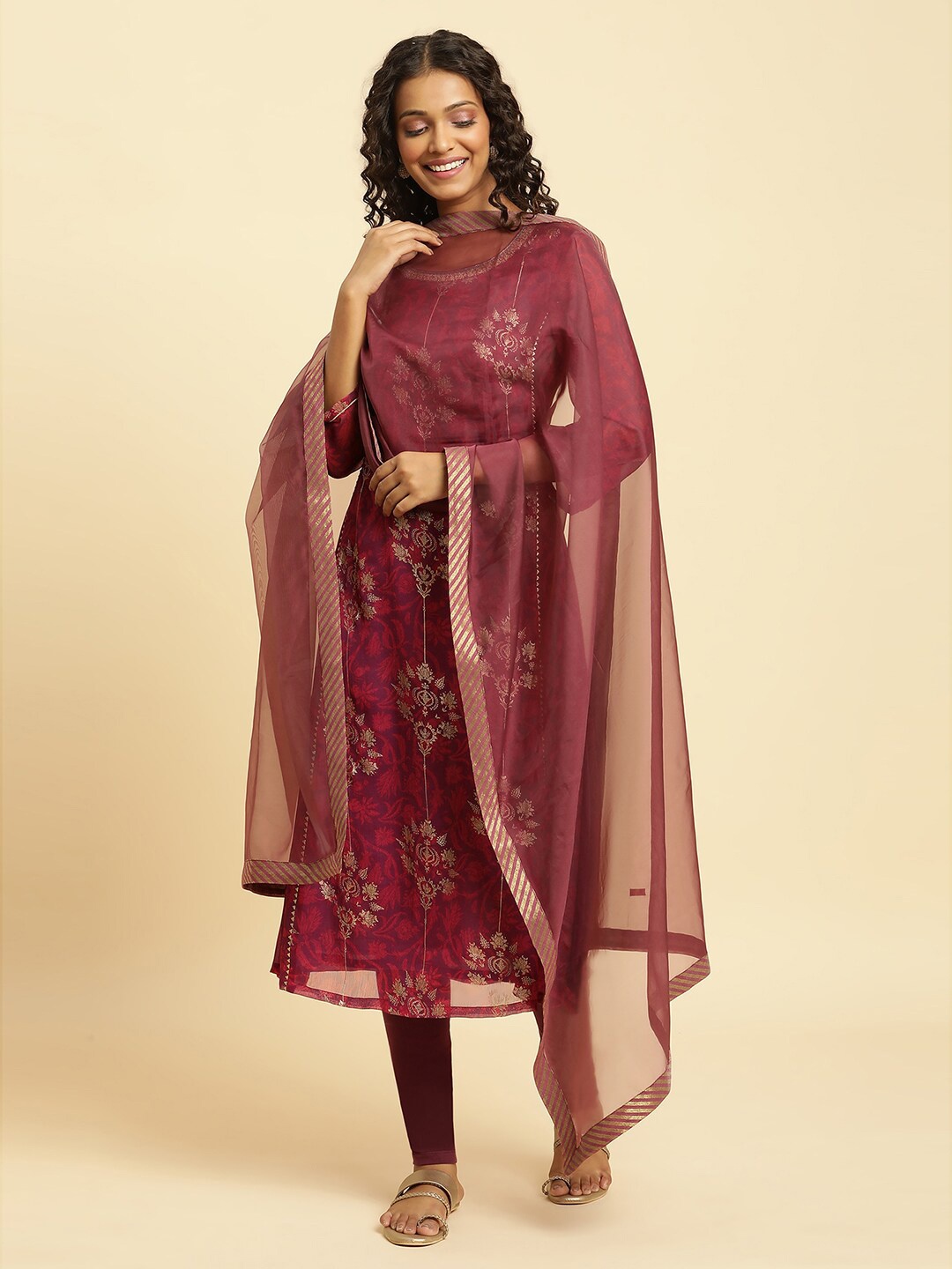 

W Printed Border Dupatta, Purple