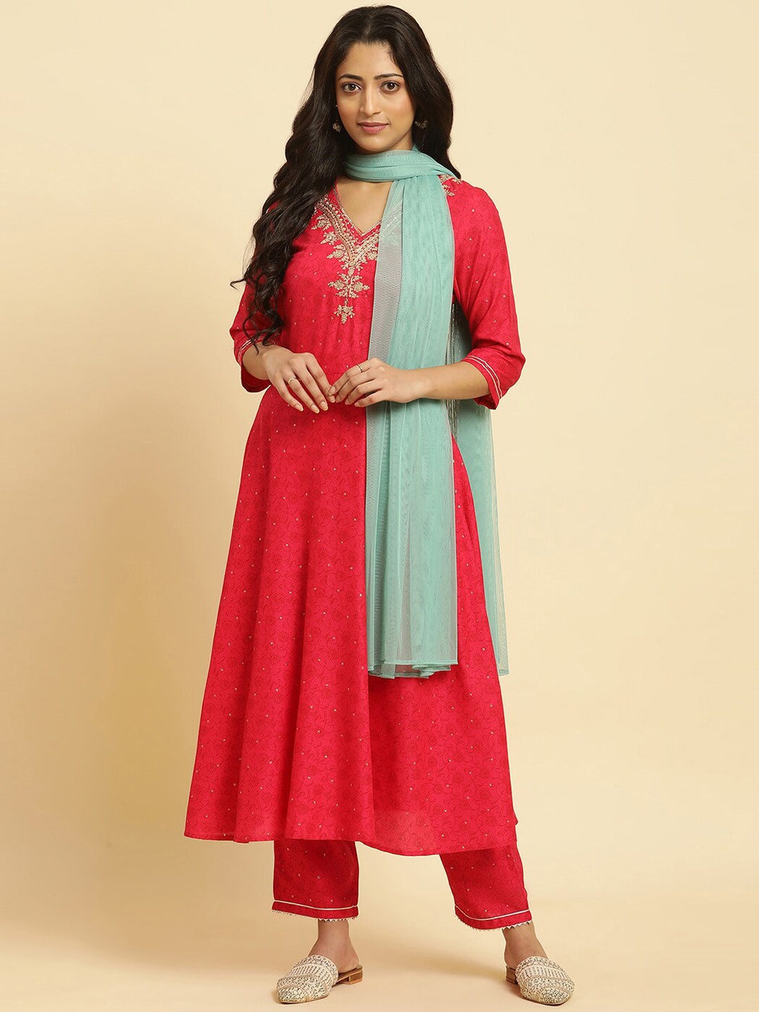 

W Festive Floral Print Rayon Kurta With Straight Pant & Dupatta, Pink