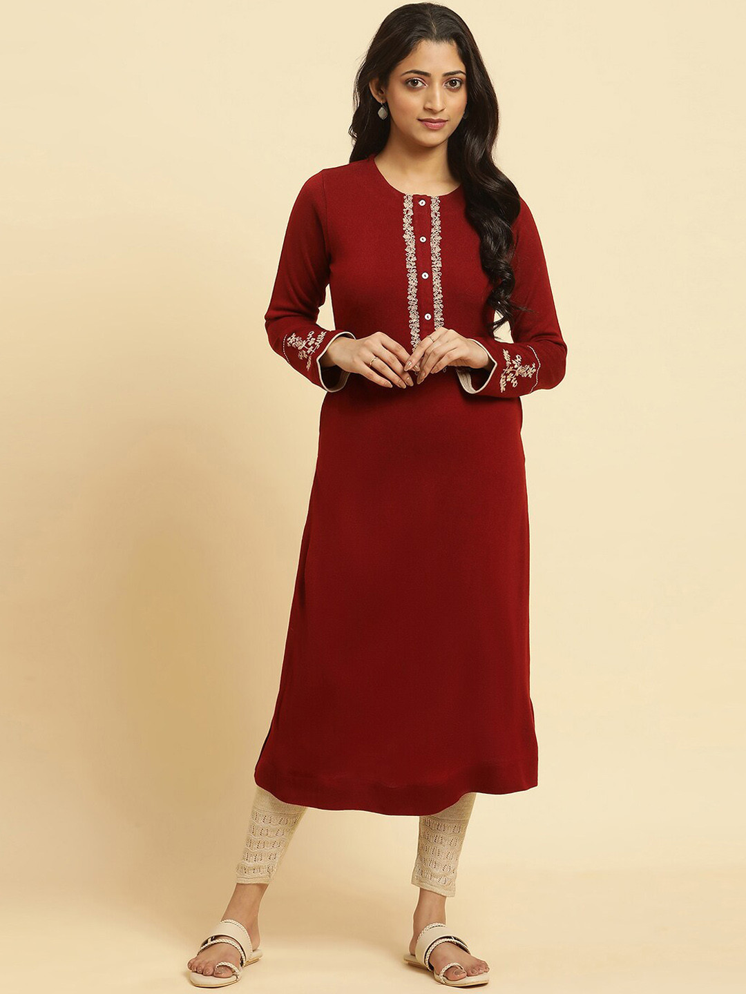 

W Floral Yoke Design Thread Work Regular Kurta with Leggings, Red