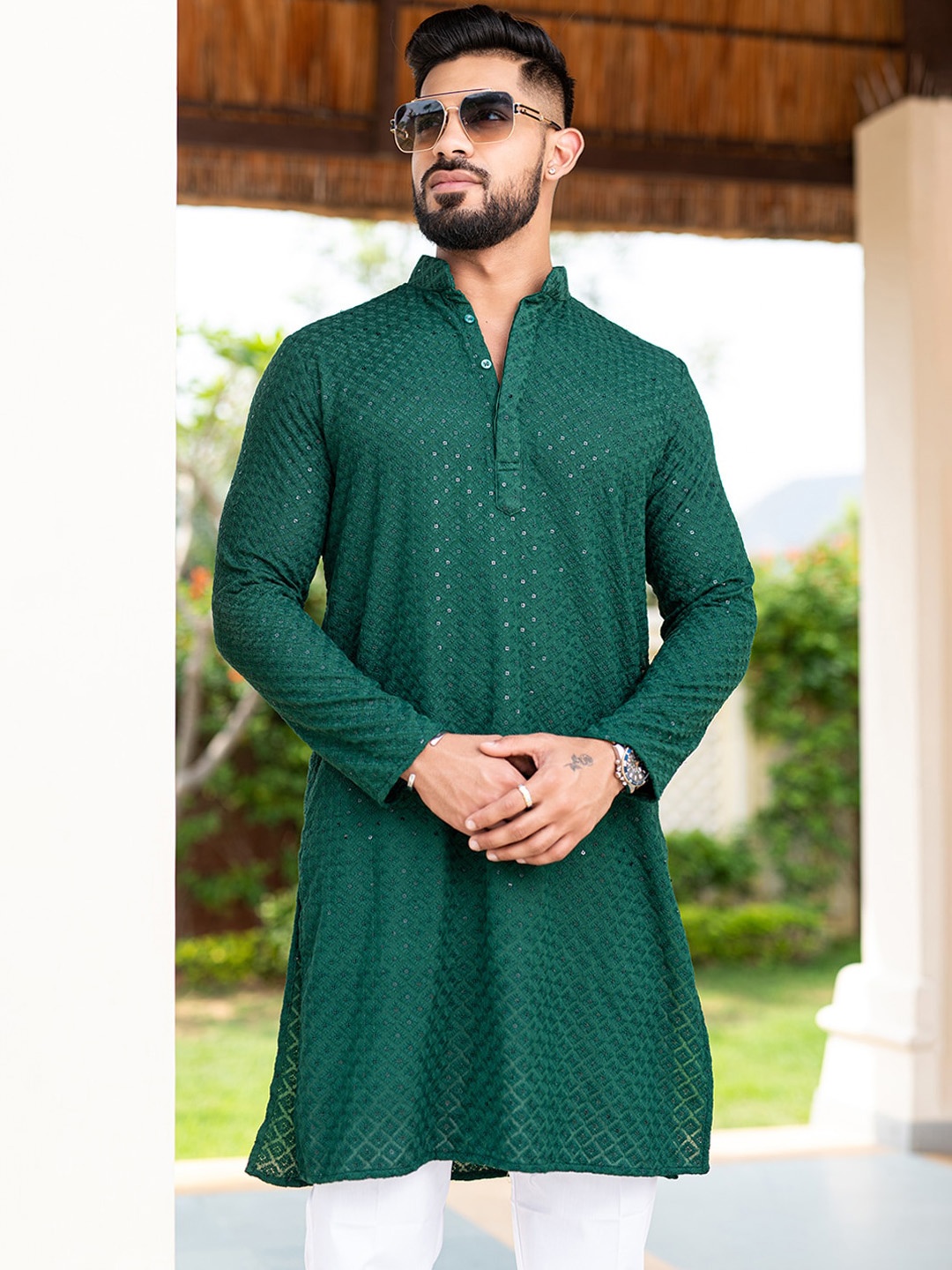 

Tistabene Floral Embroidered Cotton Mandarin Collar Sequinned Kurta, Green