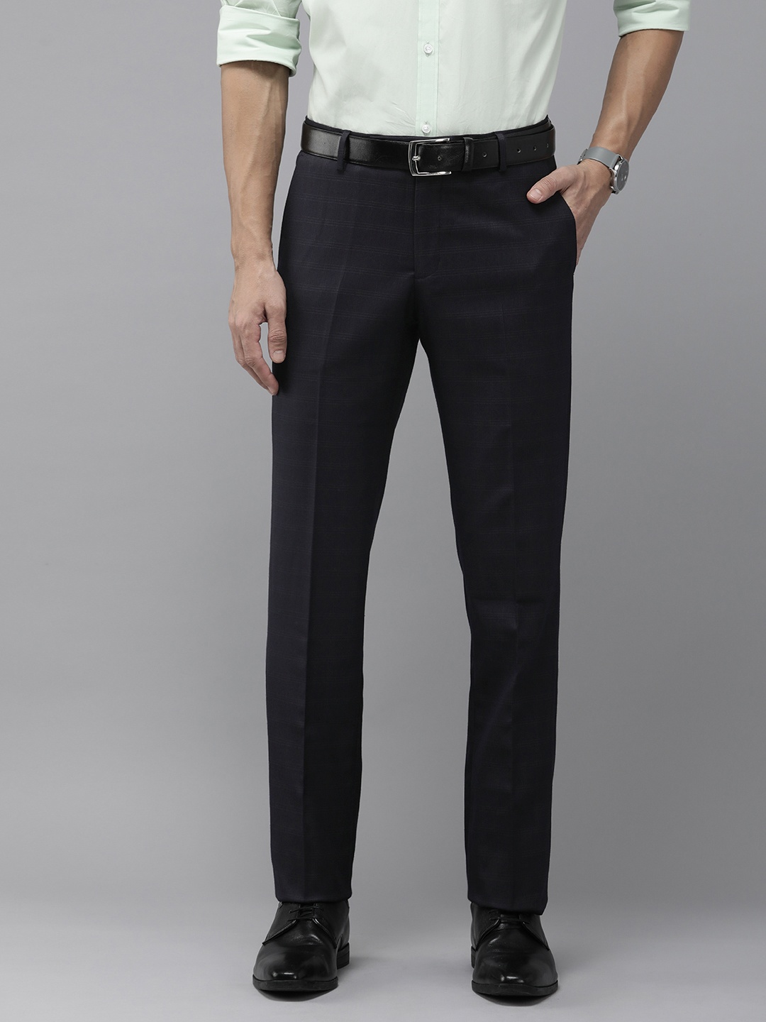 

Arrow Men Checked Tailored Regular Fit Mid-Rise Plain Woven Flat-Front Formal Trousers, Navy blue