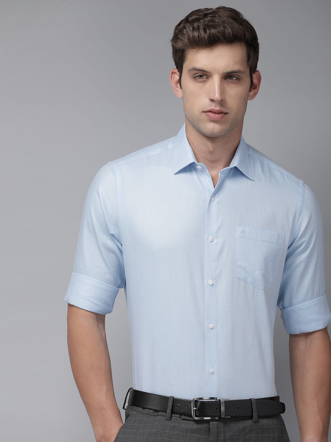 

Arrow Self Design Manhattan Slim Fit Pure Cotton Formal Shirt, Blue