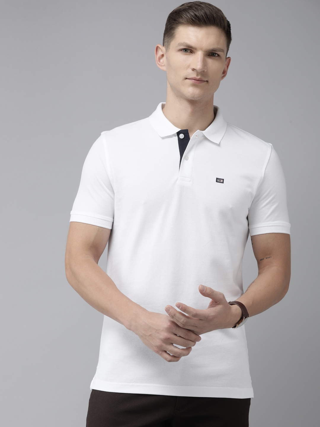 

Arrow Polo Collar Pure Cotton T-shirt, White