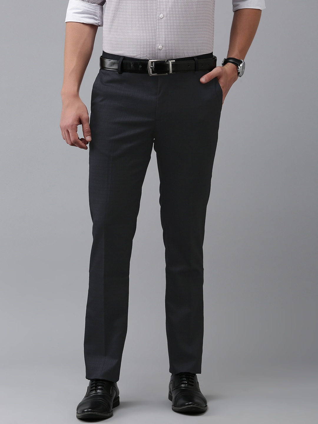 

Arrow Men Checked Tailored Formal Trousers, Navy blue