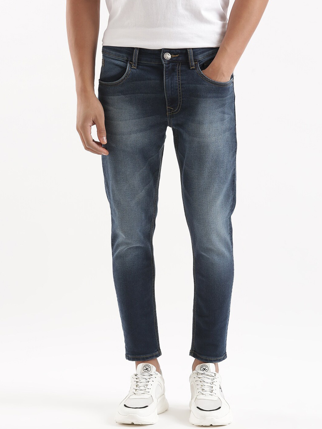 

WROGN Men Slim Fit Heavy Fade Stretchable Jeans, Navy blue