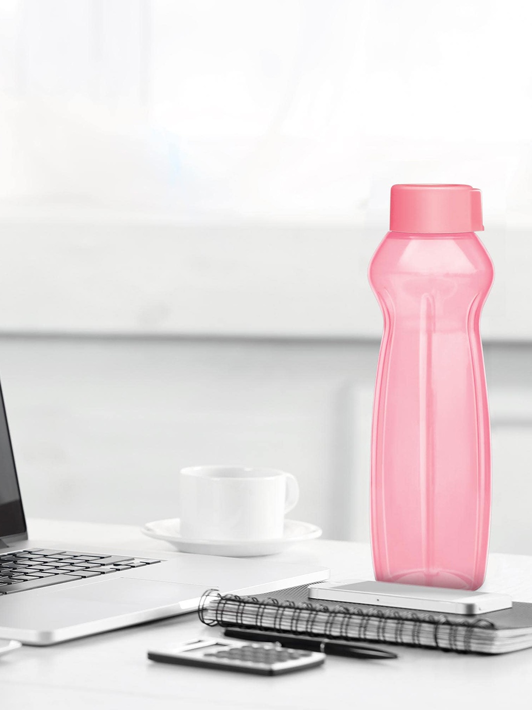 

Milton Delta 6-Pieces Pink Water Bottles 1 L Each