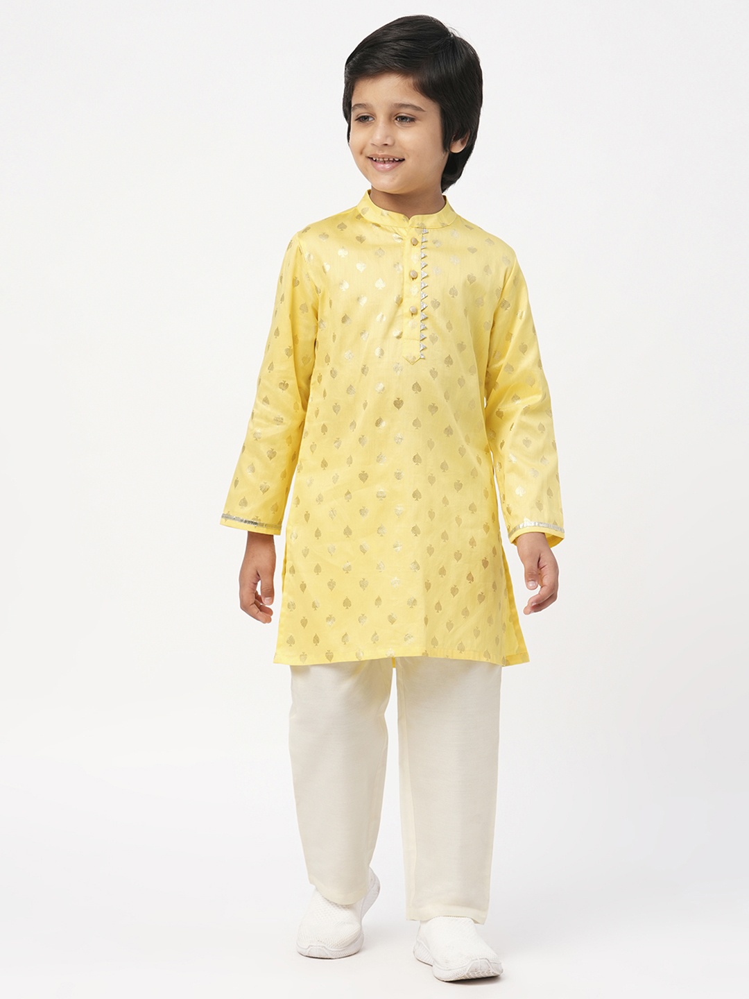 

LIL DRAMA Boys Ethnic Motifs Woven Design Gotta Patti Pure Cotton Kurta with Pyjamas, Yellow