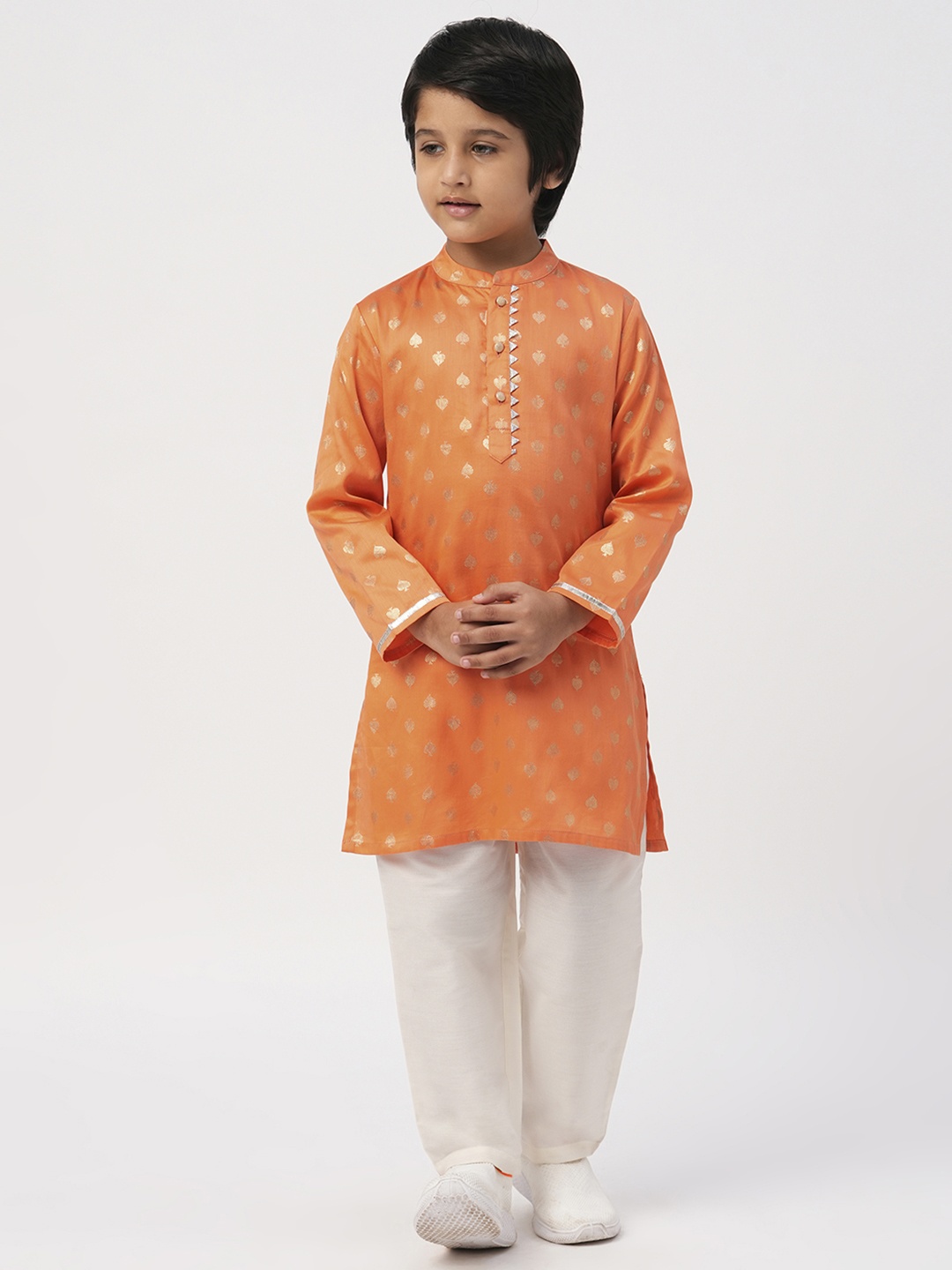 

LIL DRAMA Boys Ethnic Motifs Woven Design Gotta Patti Pure Cotton Kurta with Pyjamas, Orange