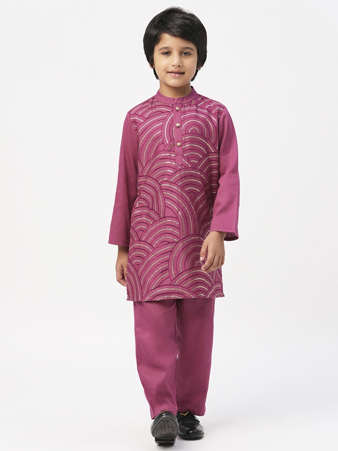 

LIL DRAMA Boys Embroidered Regular Pure Cotton Kurta with Pyjamas, Purple