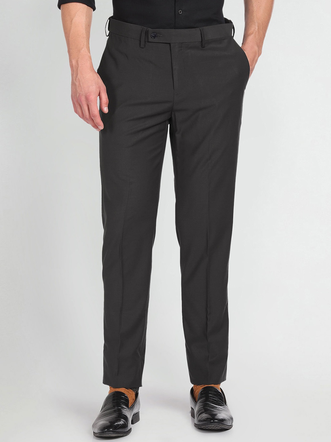 

Arrow Men Solid Twill Trousers, Grey