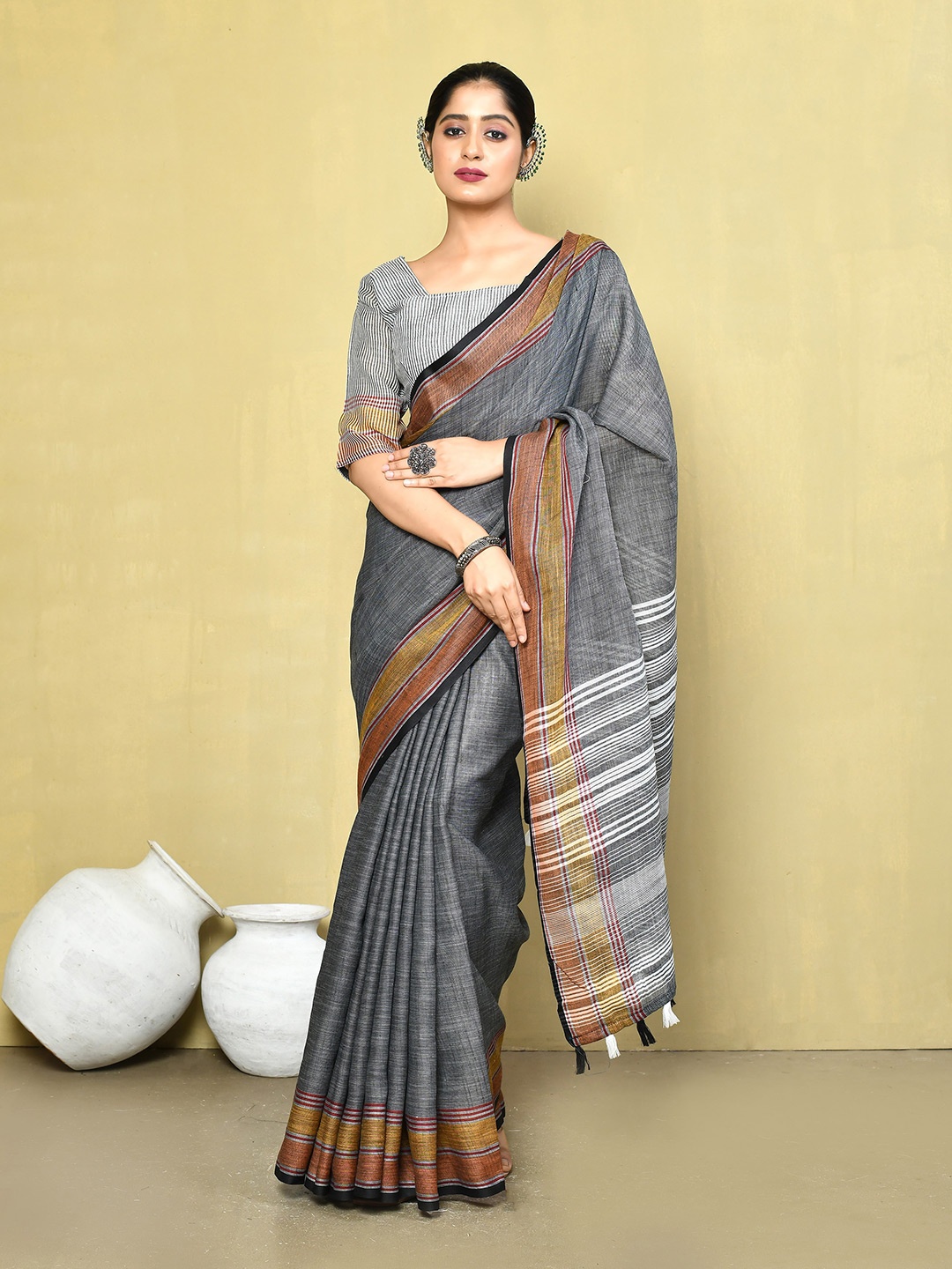 

elora Striped Border Pure Linen Saree, Grey