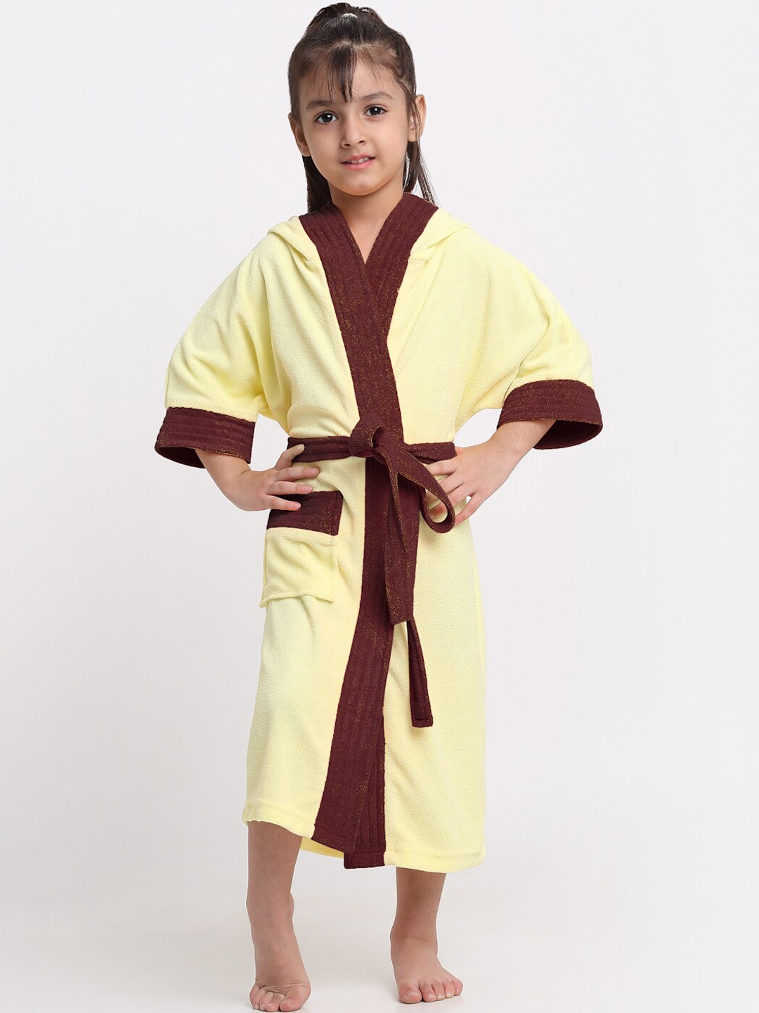 

Creeva Kid Girls Hooded Bathrobe, Yellow