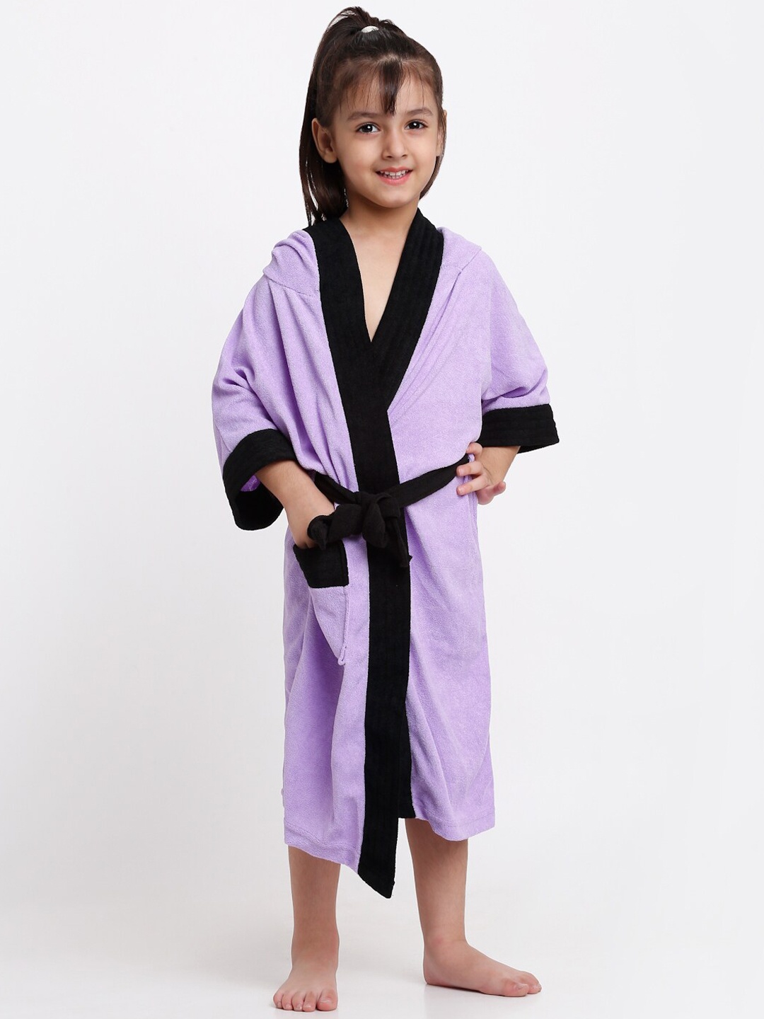 

Creeva Kid Girls Hooded Bathrobe, Lavender