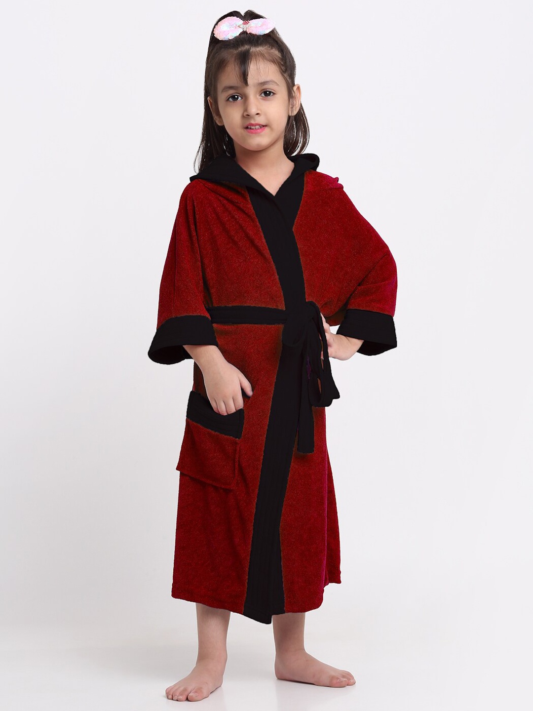 

Creeva Kid Girls Hooded Bathrobe, Maroon