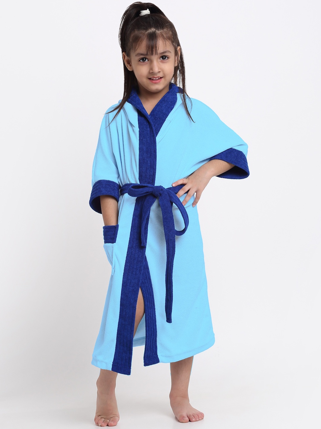 

Creeva Kid Girls Hooded Bathrobe, Blue