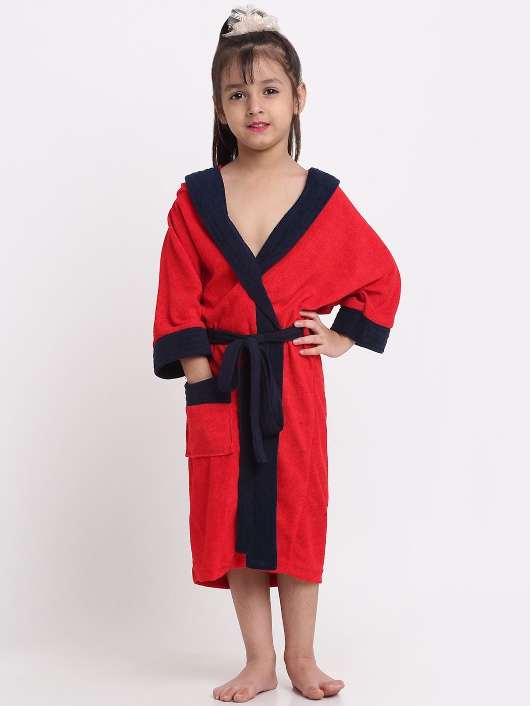 

Creeva Solid Hooded Bath Robe, Red
