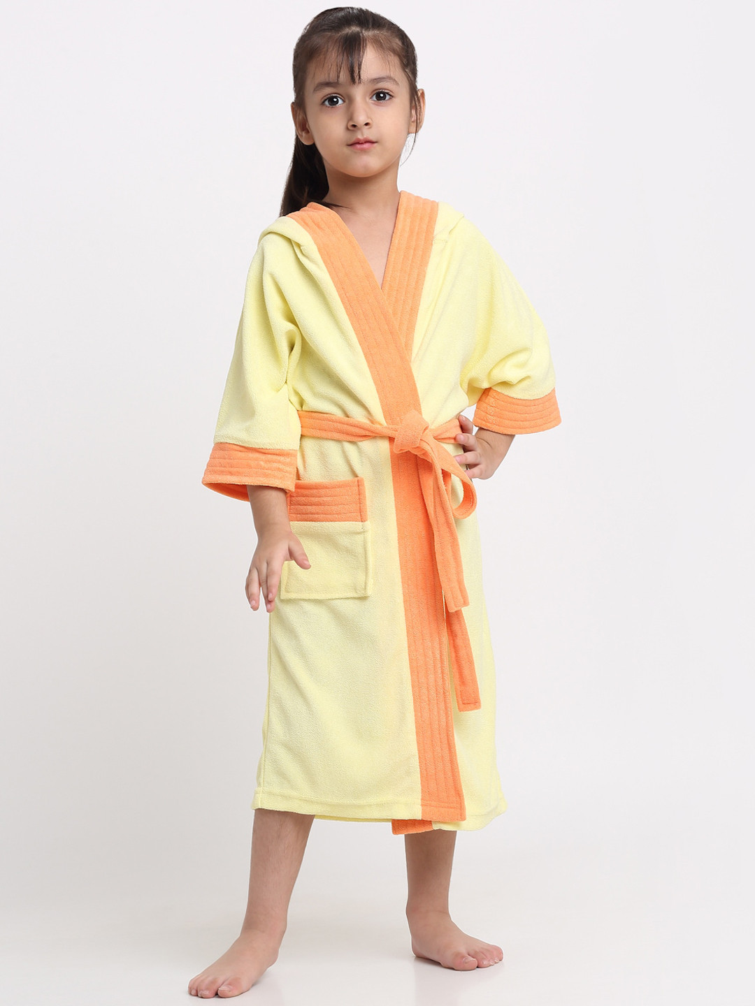 

Creeva Kids Solid Hooded Bath Robe, Yellow