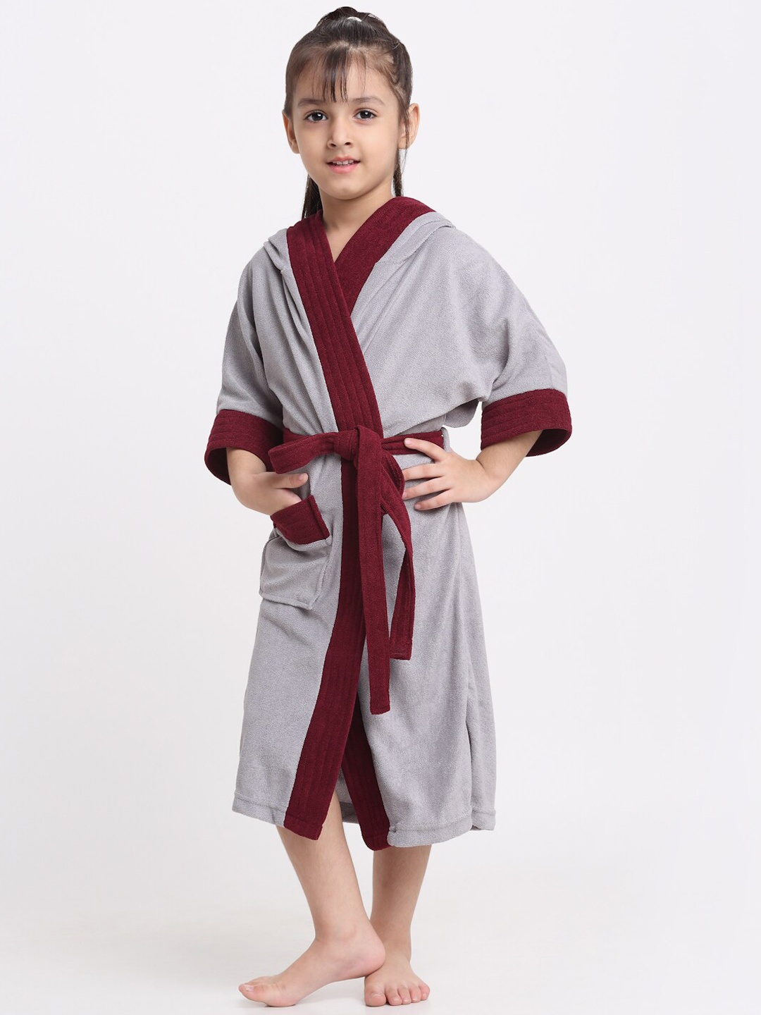 

Creeva Solid Hooded Bath Robe, Grey