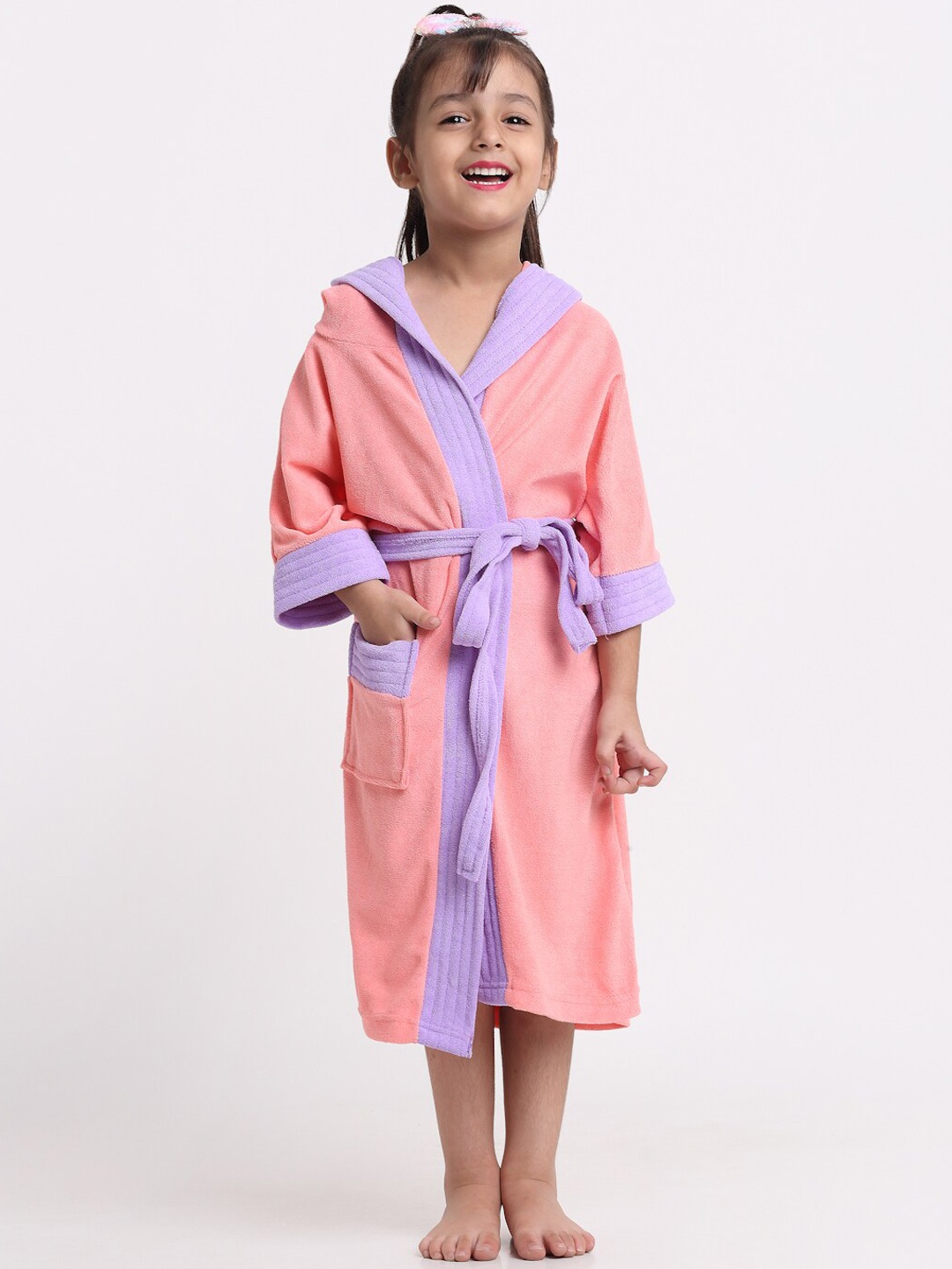 

Creeva Solid Hooded Bath Robe, Pink