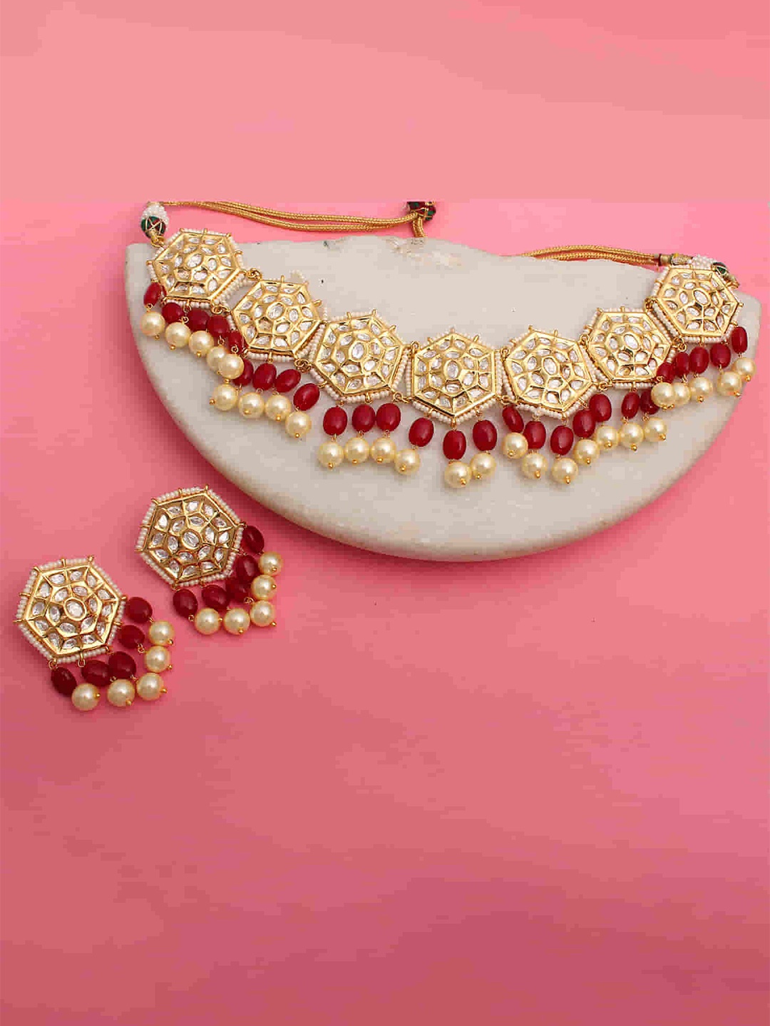 

Mirana Gold-Plated Jewellery Set