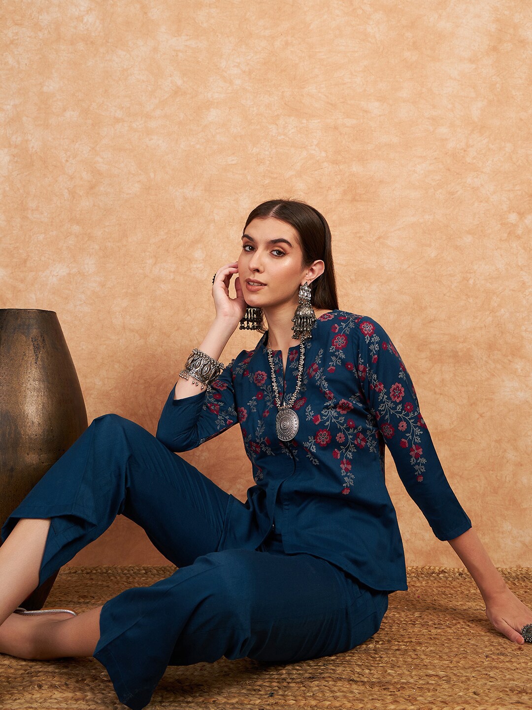 

Sangria Woven Design Winter Pashmina Shirt With Trouser, Blue