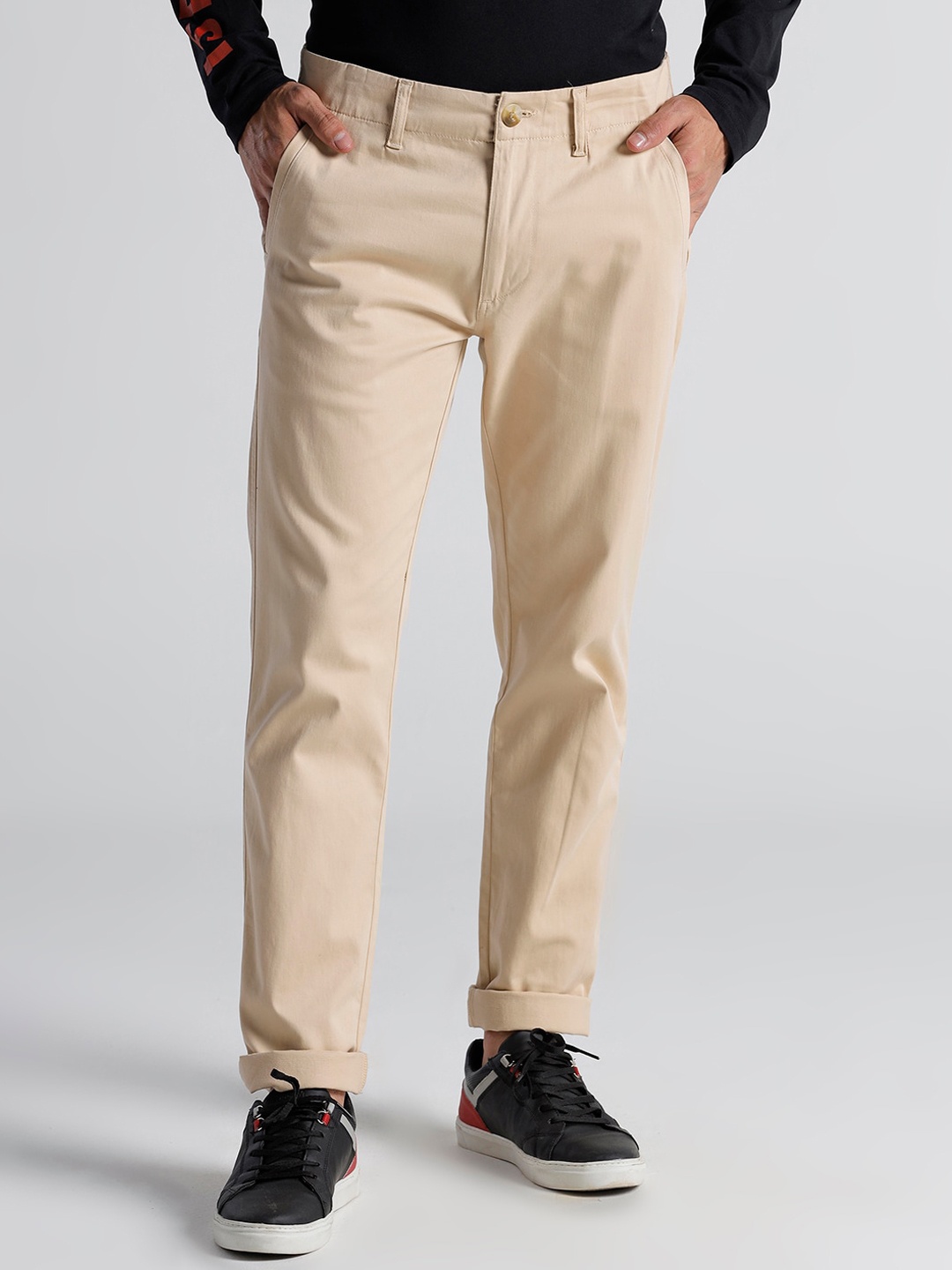 

WROGN Men Mid Rise Slim Fit Cotton Chinos, Beige