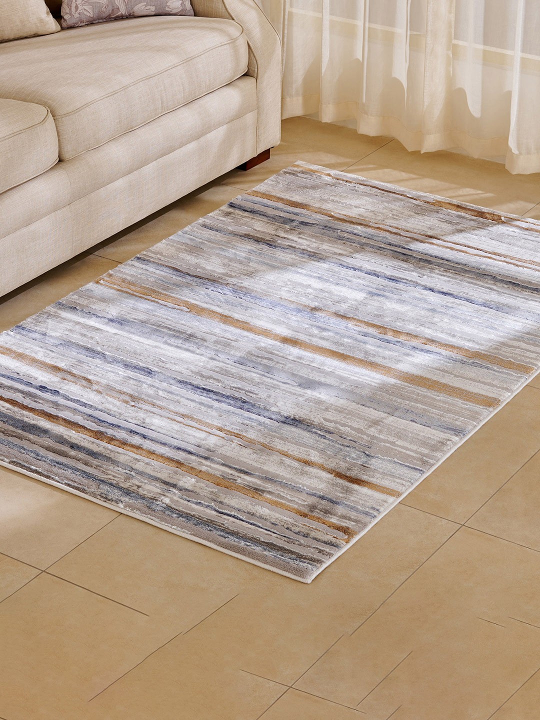 

Home Centre Fiesta Shia Grey Woven Carpet