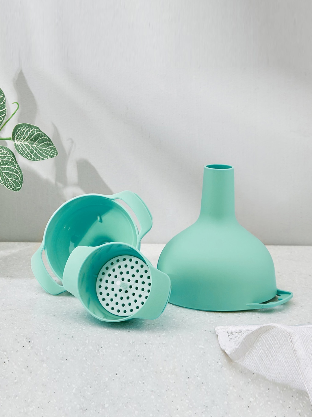 

Home Centre Green Set Of 4 Rosemary Willy Funnel Set
