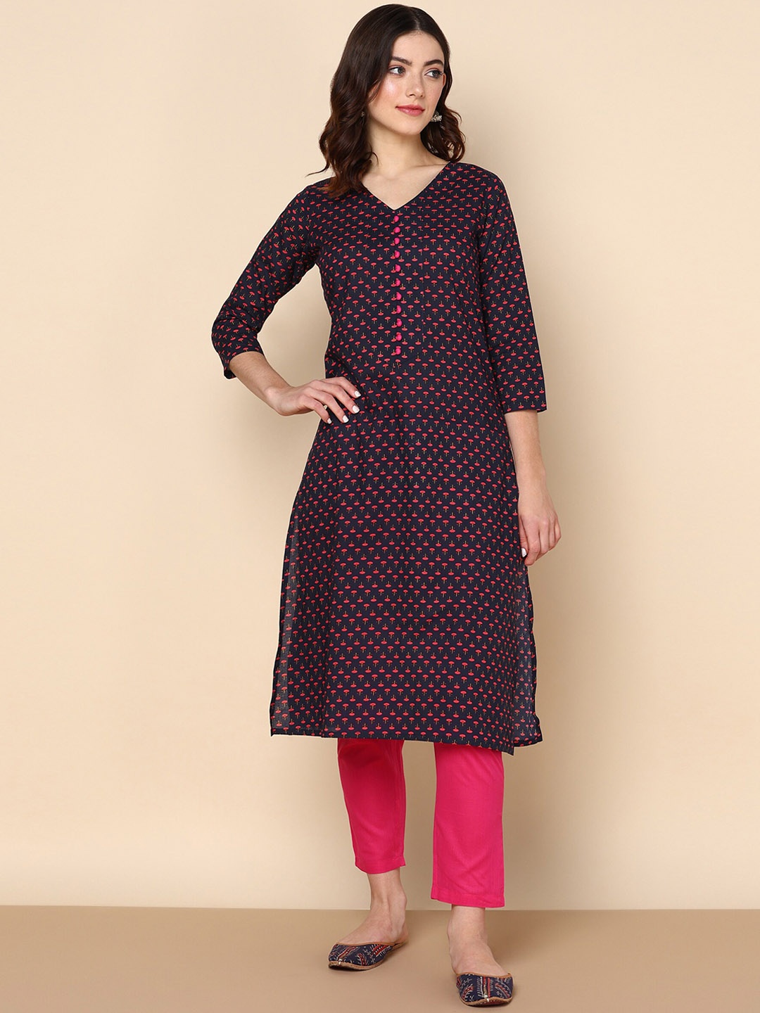 

Maishi Floral Printed V-Neck Pure Cotton Kurta with Trousers, Navy blue