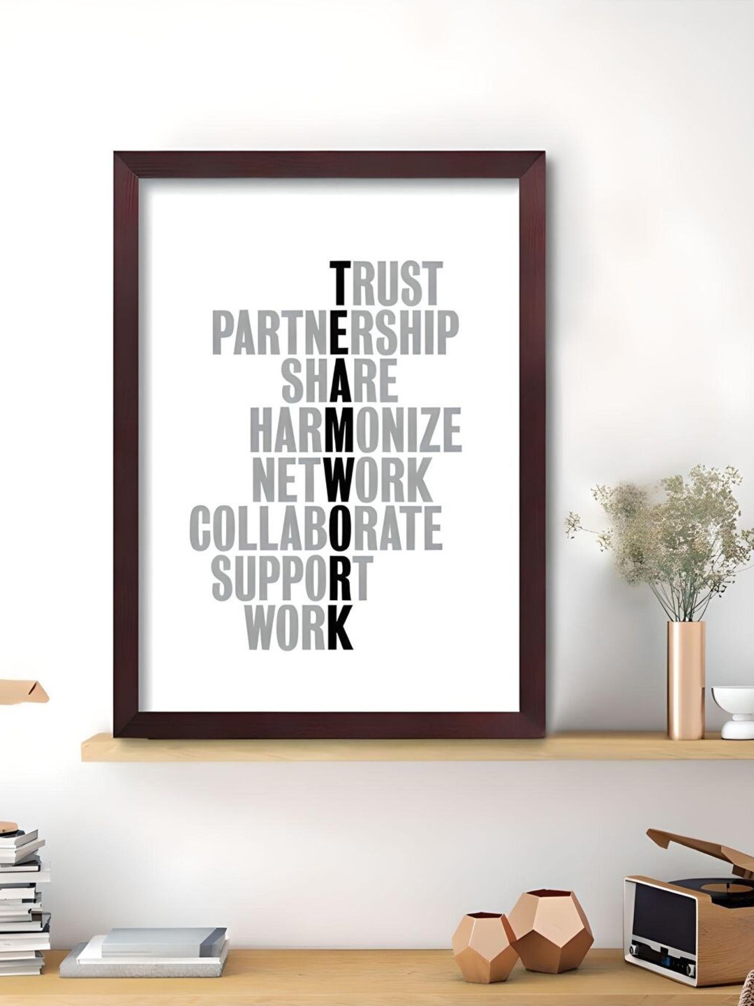 

THE HANDMADE FLAIR White & Black Teamwork Quotes Printed Framed Canvas Wall Art