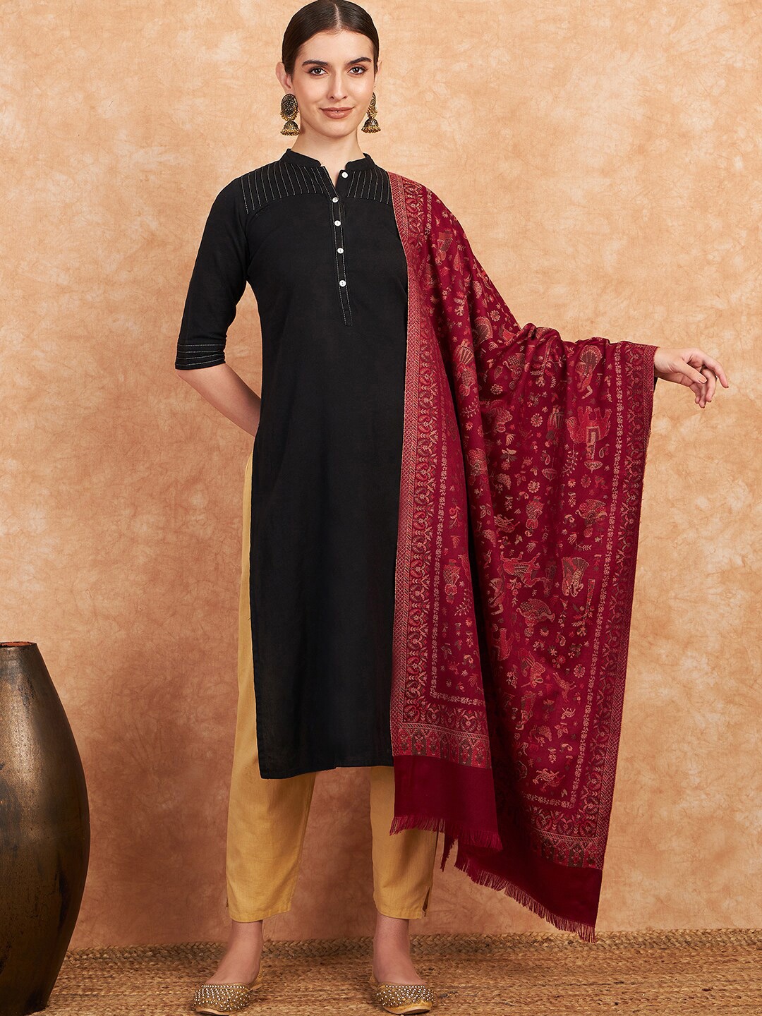 

HK colours of fashion Ethnic Motifs Woven Design Shawl, Maroon