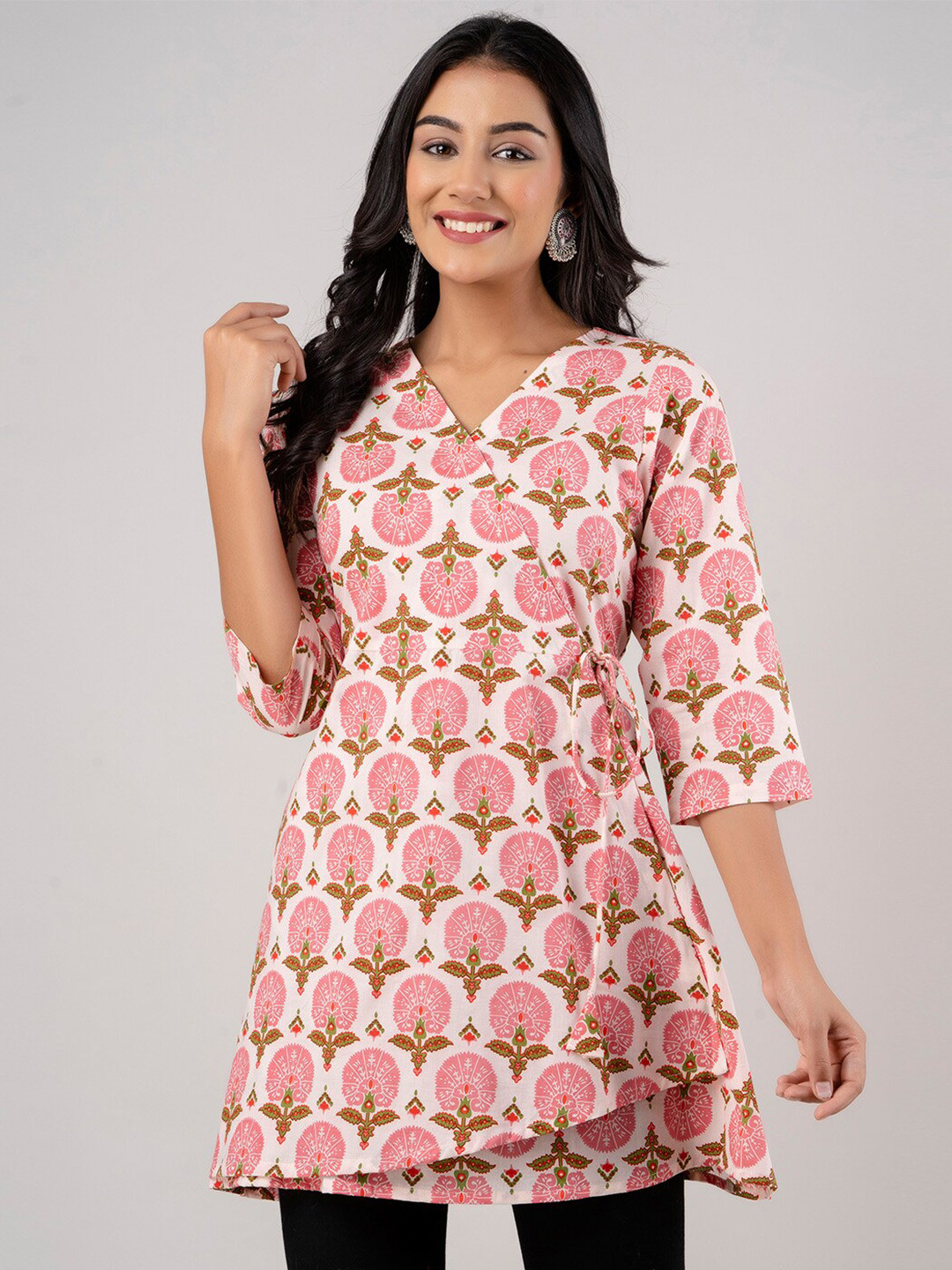 

FERANOID Ethnic Motifs Printed Pure Cotton A Line Kurti, Cream