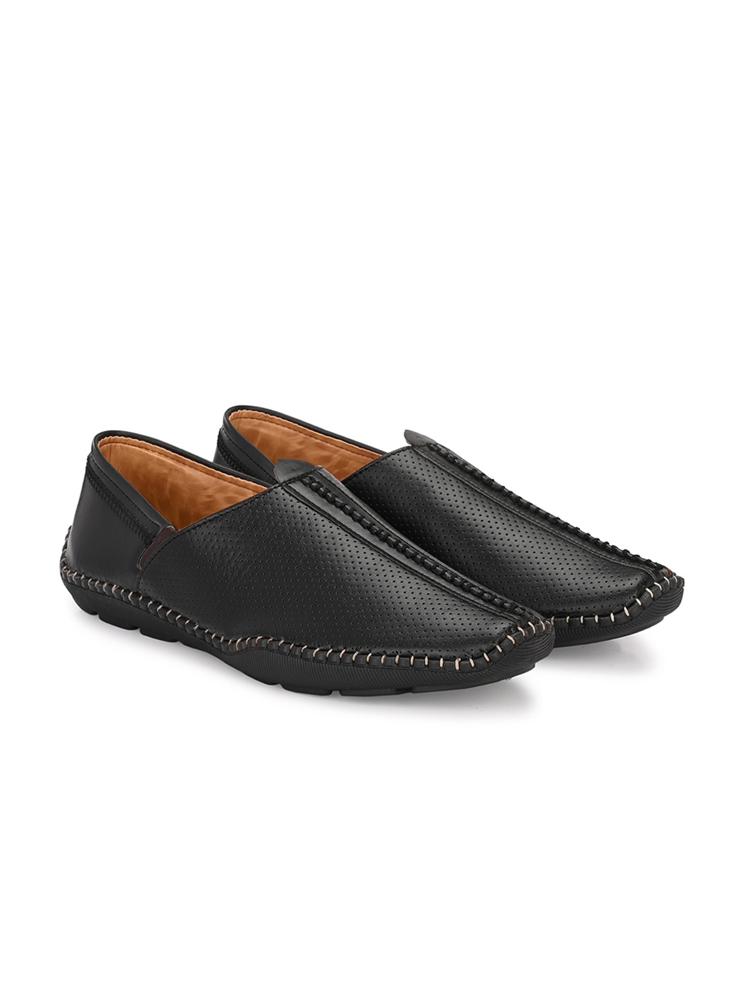 

Vellinto Men NOBEL Preforations Lightweight Comfort Insole Mojaris, Black