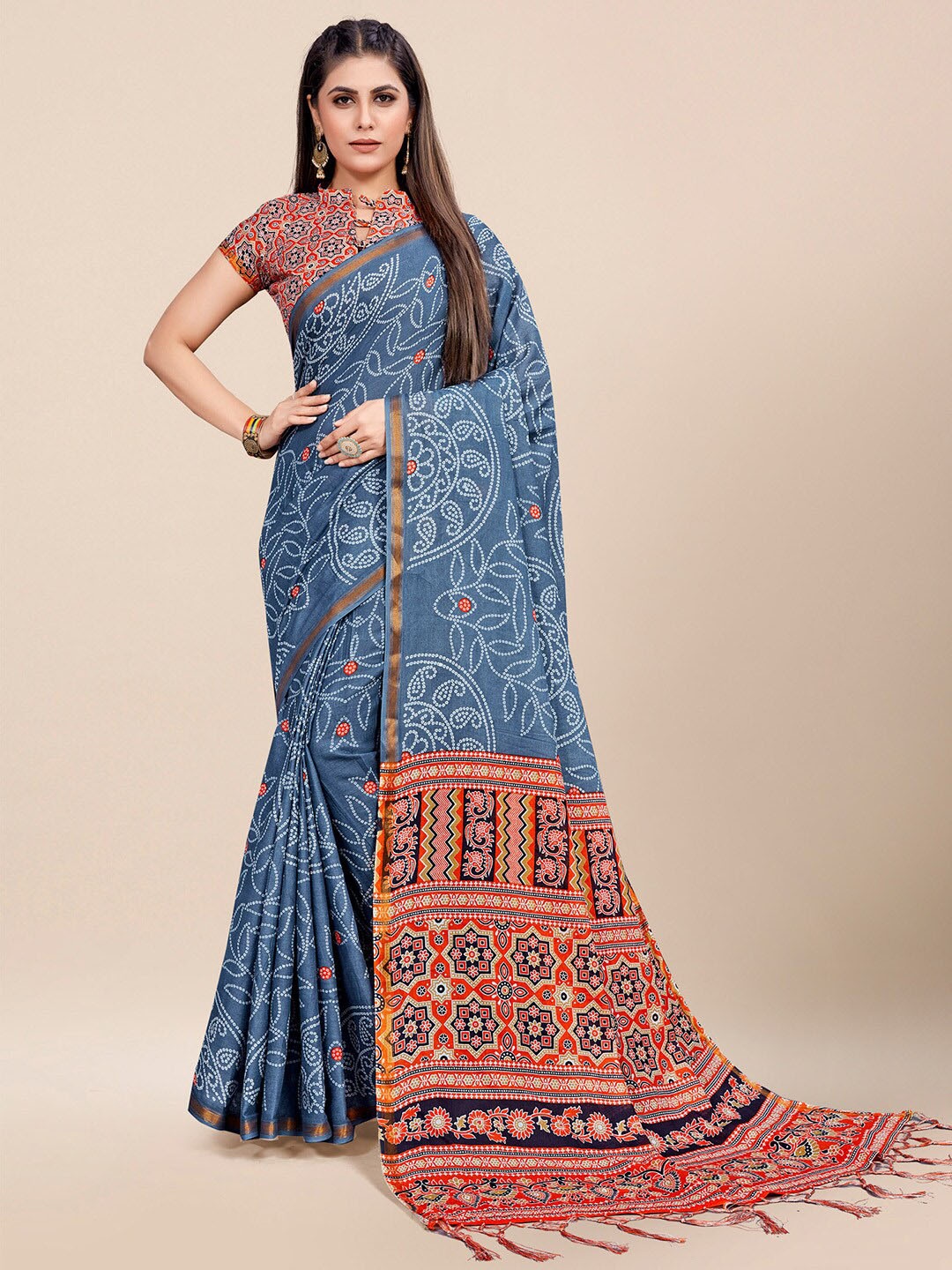 

Saree mall Ethnic Motifs Printed Zari Poly Cotton Saree, Grey