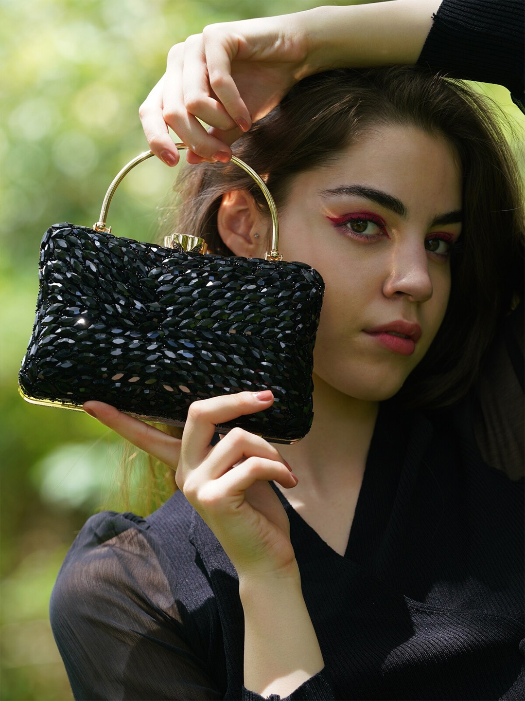 

ODETTE Embellished Purse Clutch, Black