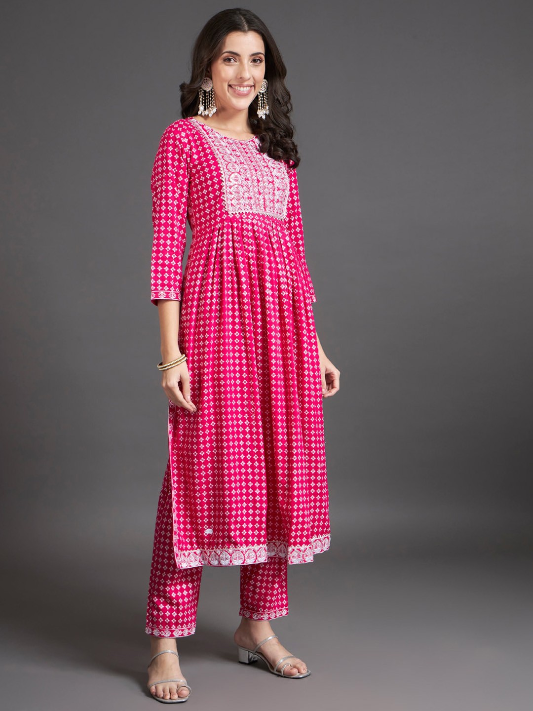 

HEEPOSH Ethnic Motifs Printed A-Line Sequinned Kurta With Trousers & Dupatta, Pink