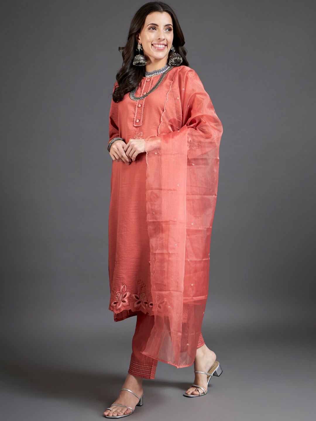 

HEEPOSH Floral Embroidered Thread Work Kurta & Trousers With Dupatta, Rust
