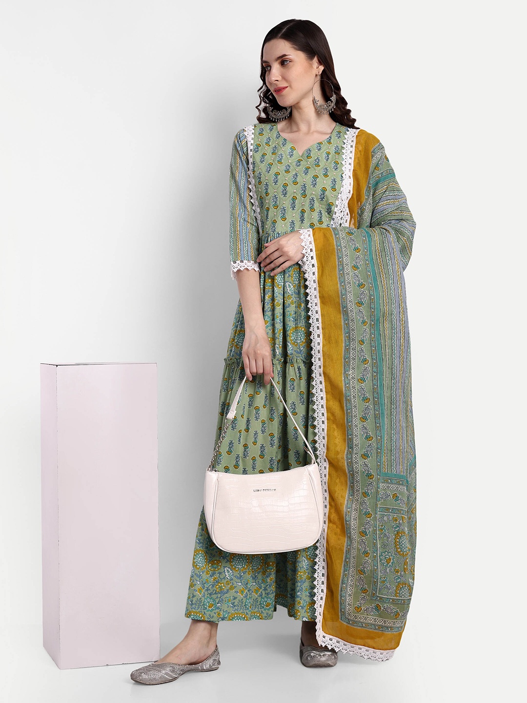 

githaan Ethnic Motifs Printed Fit and Flare Maxi Pure Cotton Ethnic Dresse with Dupatta, Green