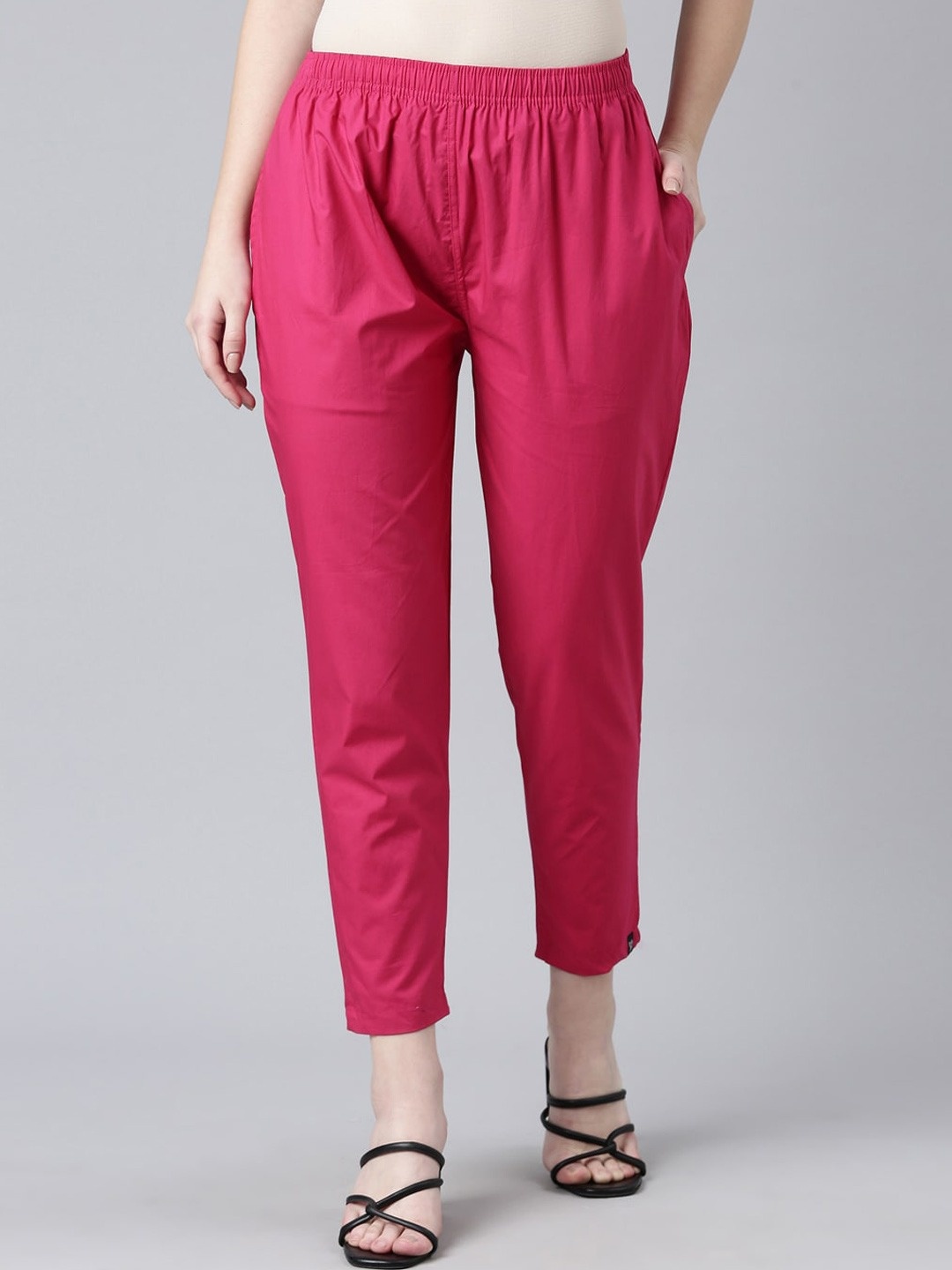 

TWIN BIRDS Women Mid-Rise Cropped Cotton Trousers, Pink