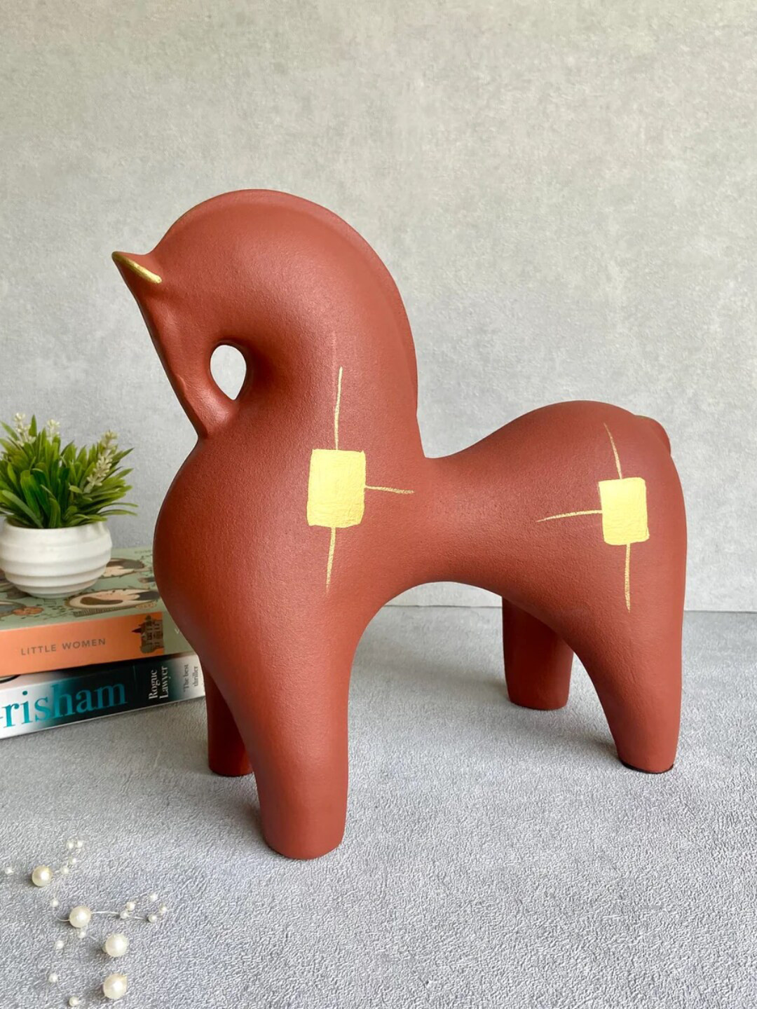 

House of Objects Rust 2 Pcs Horse Sculpture Polyresin Figurine Showpieces