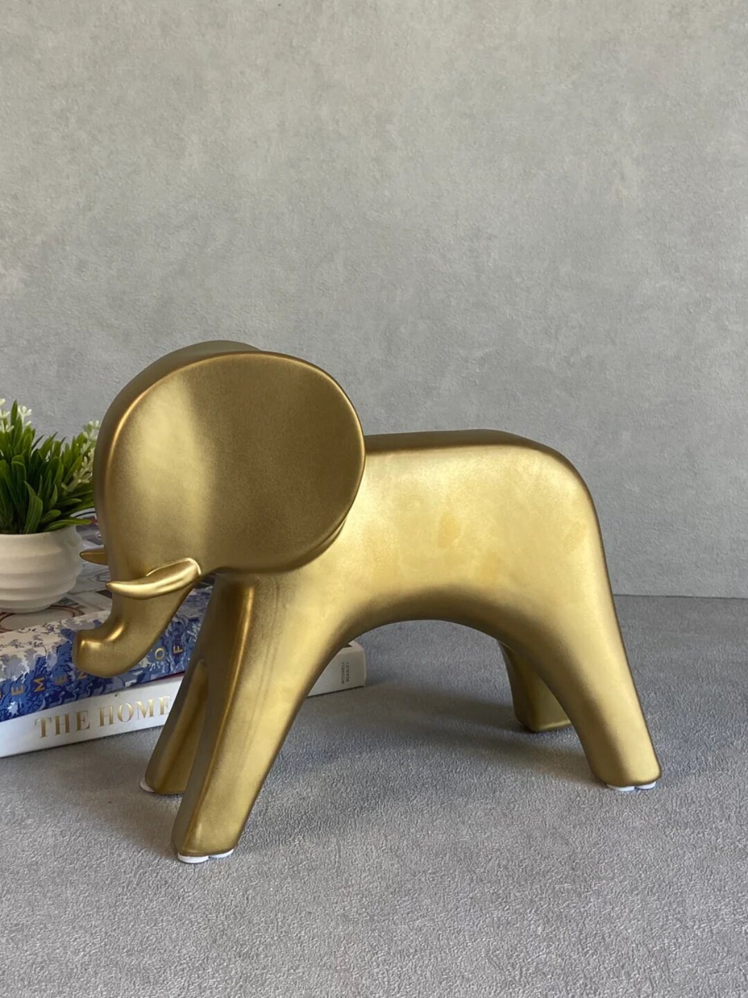 

House of Objects Elephant Sculpture Figurine Showpieces, Gold