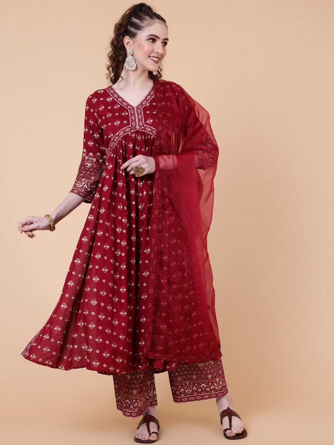 

KIMAYRA Floral Printed Anarkali Kurta with Palazzos & With Dupatta, Maroon