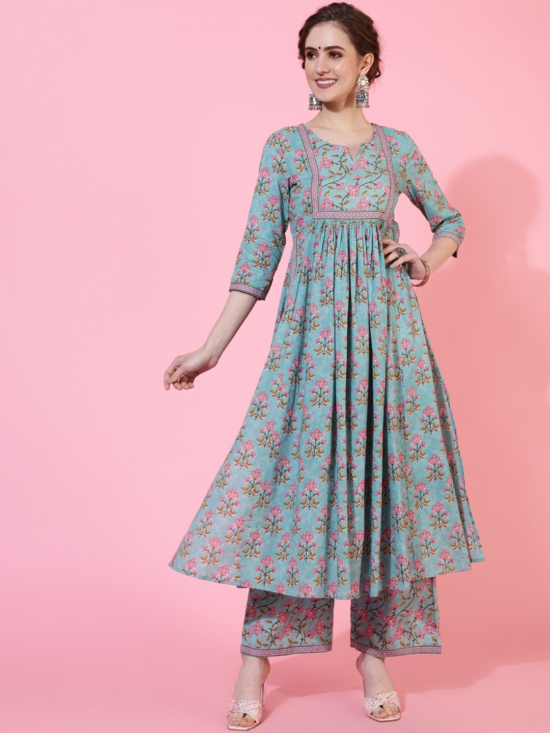 

KIMAYRA Floral Printed Round Neck Pleated Straight Kurta with Palazzos, Blue