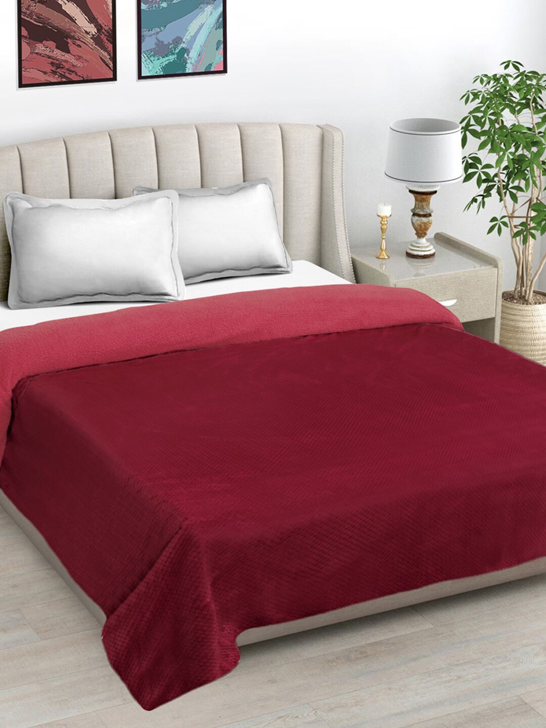 

FABINALIV Maroon Geometric Mild Winter 450 GSM Micro Fiber Filling Double Bed Comforter