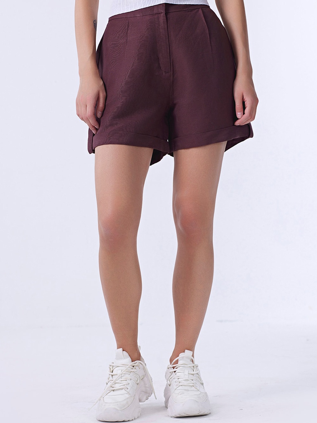 

COVER STORY Women Brown Mid-Rise Cotton Linen Shorts